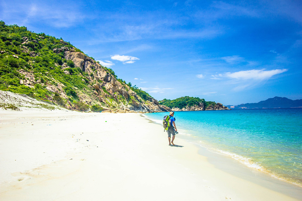 3 bãi biển tuyệt đẹp để cắm trại đón bình minh ở Ninh Thuận