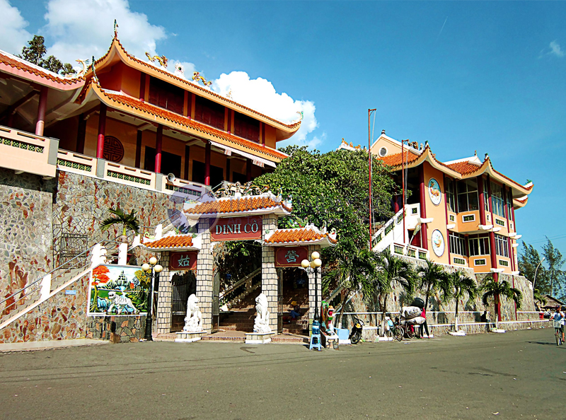 Bãi biển Dinh Cô