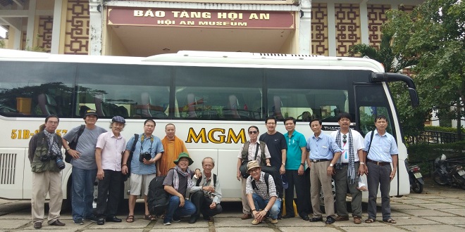 Dịch vụ cho thuê xe đi tour du lịch