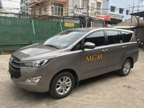 Alternative view of Cho thuê xe du lịch Toyota Innova 7 chỗ giá tốt