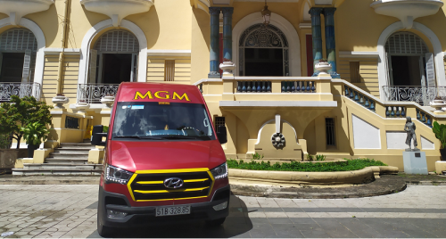 Alternative view of Cho thuê xe du lịch Hyundai Solati 16 chỗ cao cấp