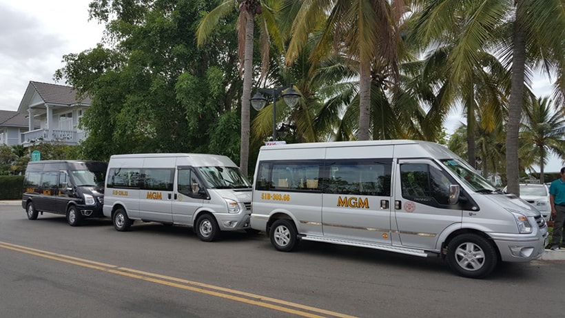 Thuê xe du lịch 16 chỗ cao cấp