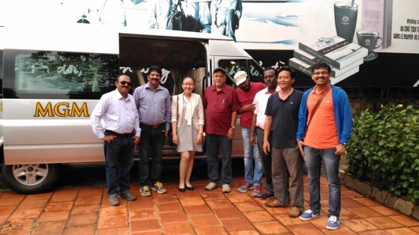 Thuê xe du lịch 16 chỗ TPHCM