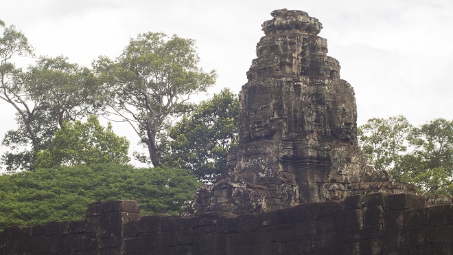 Thuê xe du lịch 16 chỗ đi CAMPUCHIA