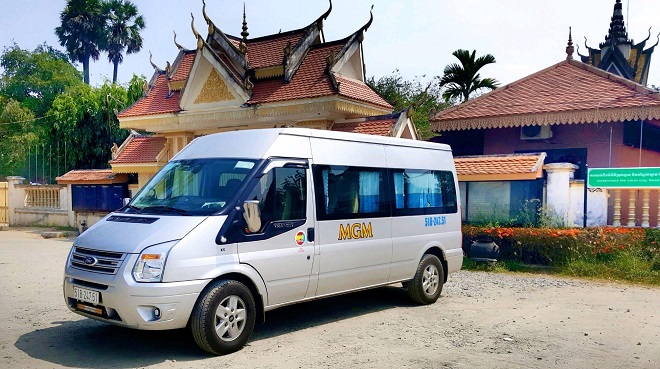 Thuê xe du lịch 16 chỗ đi CAMPUCHIA
