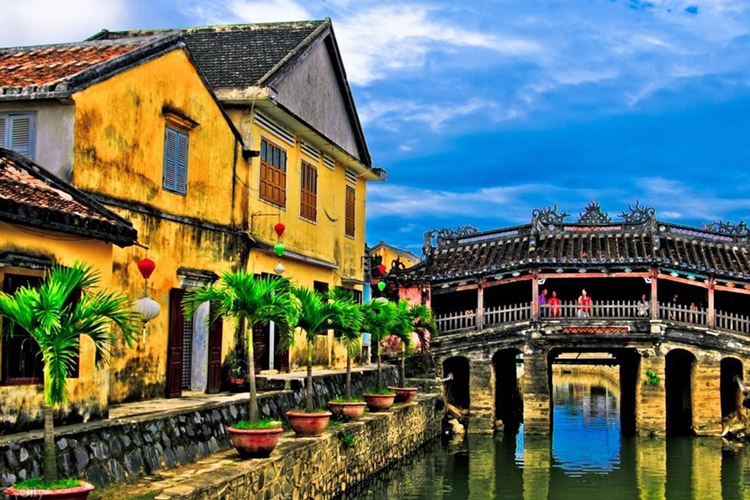 Những cung đường biển ngập nắng và gió ở Việt Nam