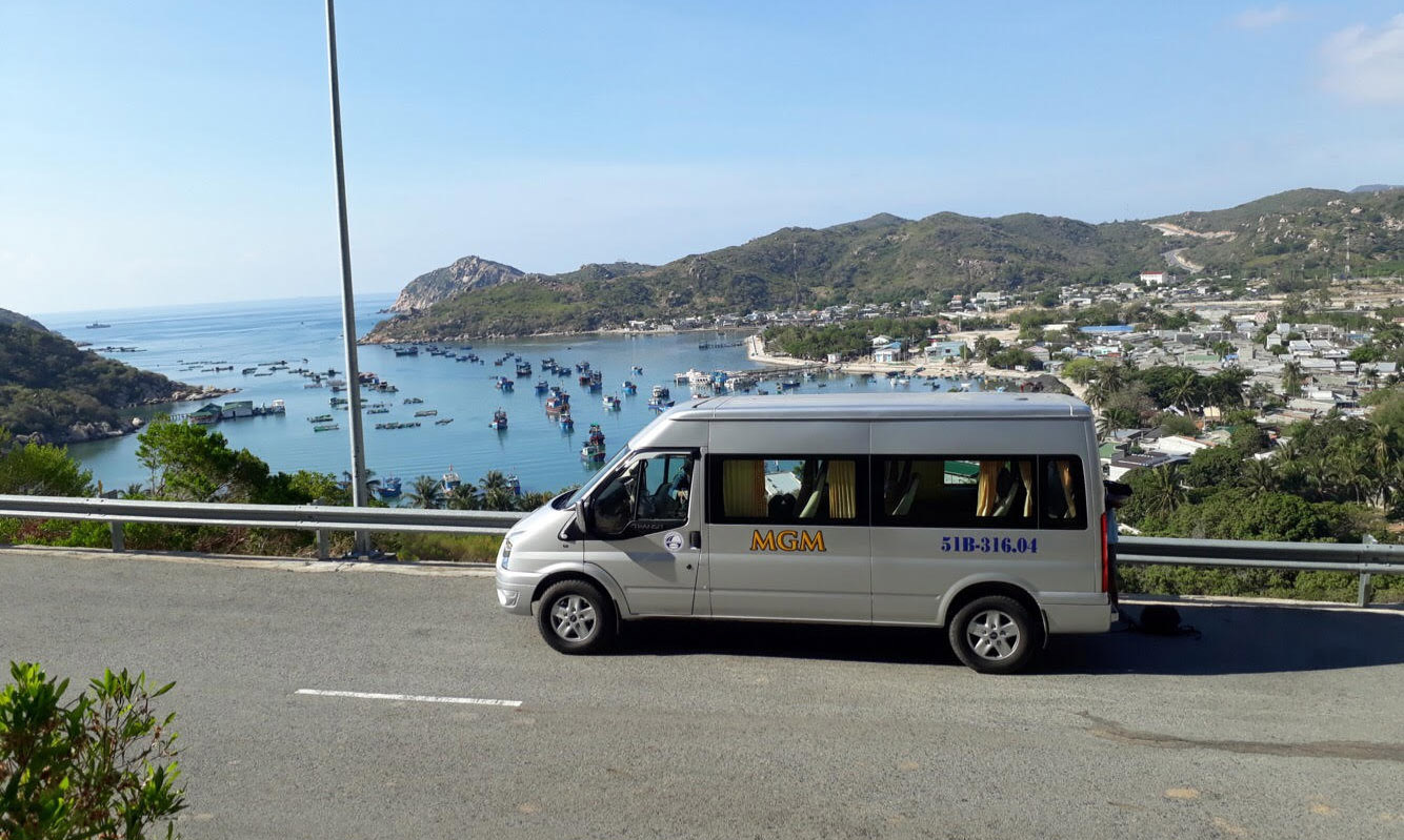 Những cung đường biển ngập nắng và gió ở Việt Nam