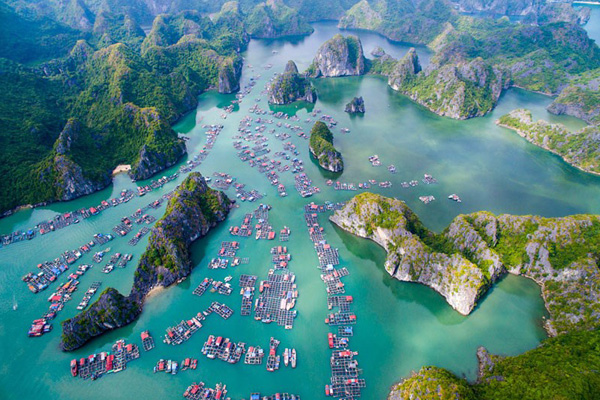 10 thiên đường biển xanh cát trắng cho bạn tránh nóng hè này